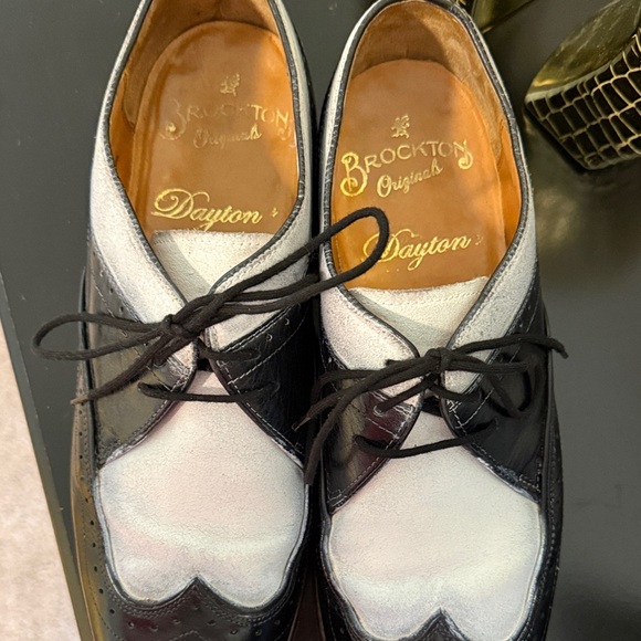 Stacy Adam’s Classic Two-Tone Leather Men’s Brogue Oxfords in Black and White main image 2